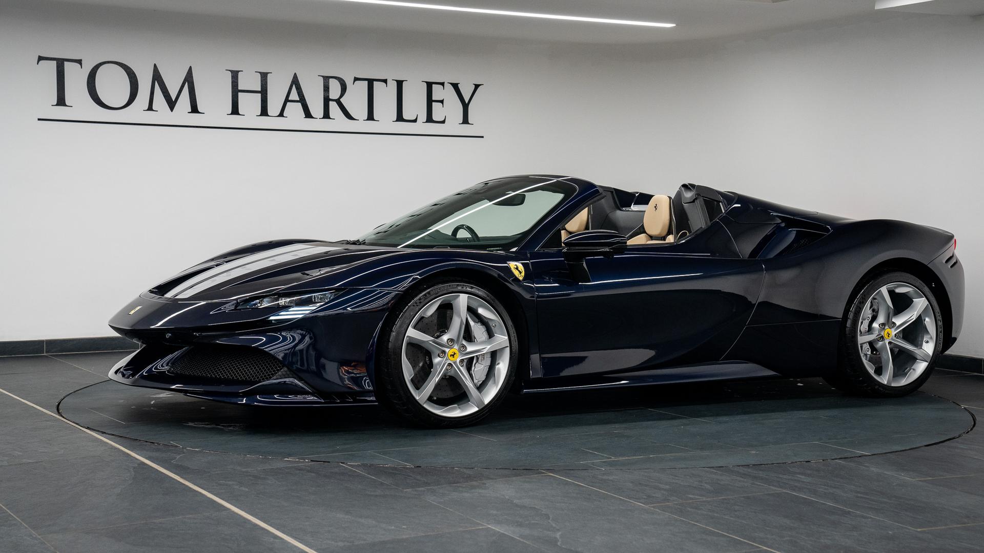 Ferrari SF90 Photo 349469de-d6a4-4054-839e-6725caa870e3.jpg