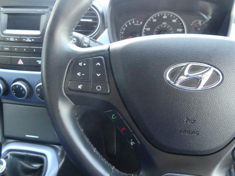 Hyundai i10 Photo 349cd490-5388-41d5-b323-07a7c44067f1.jpg