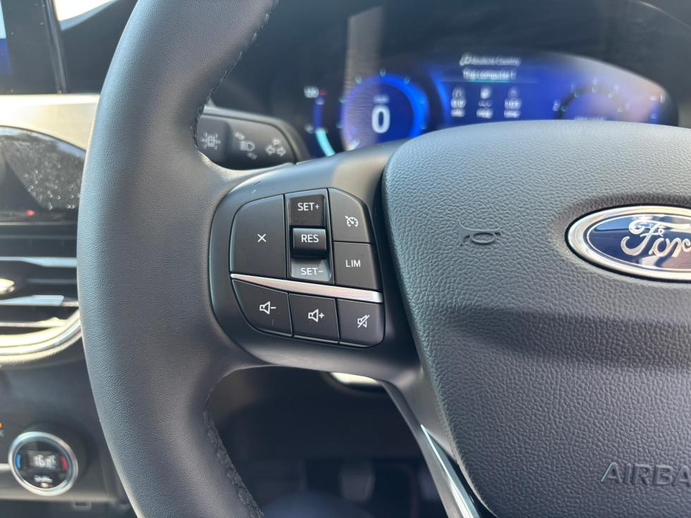 Ford Kuga Photo 34a82406-fbef-4dce-9a4e-7967e22fa42a.JPEG