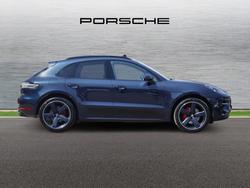 PORSCHE Macan Photo 3