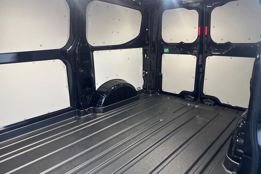 Used Ford TRANSIT CUSTOM CUSTOMPHEV02 5