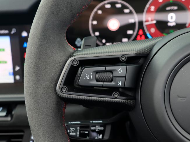 PORSCHE 911 Photo 19