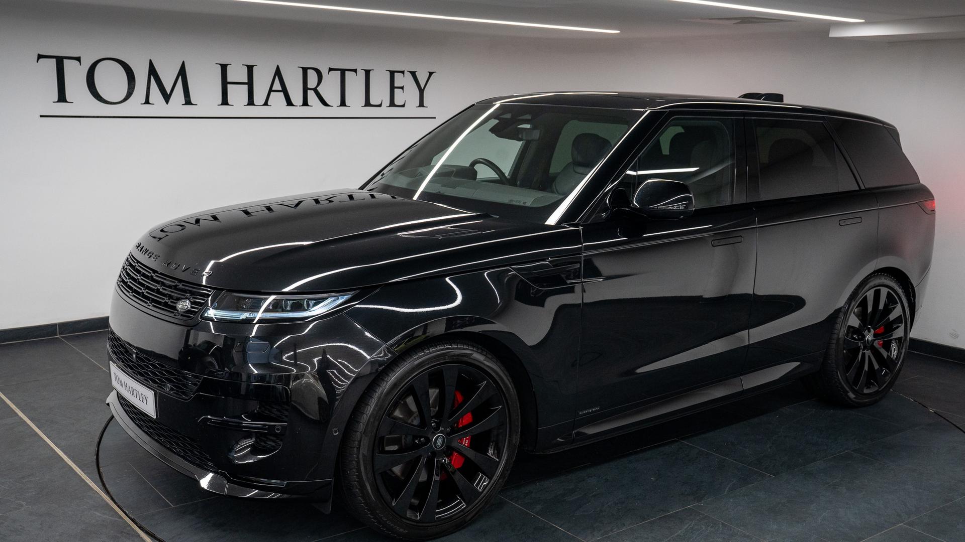 Land Rover Range Rover Sport Photo 34d0a1d8-1815-4457-89c4-a76666ec8180.jpg