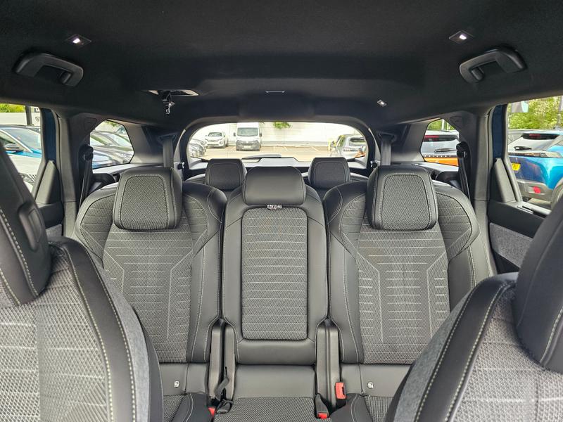 2025 25 PEUGEOT 5008