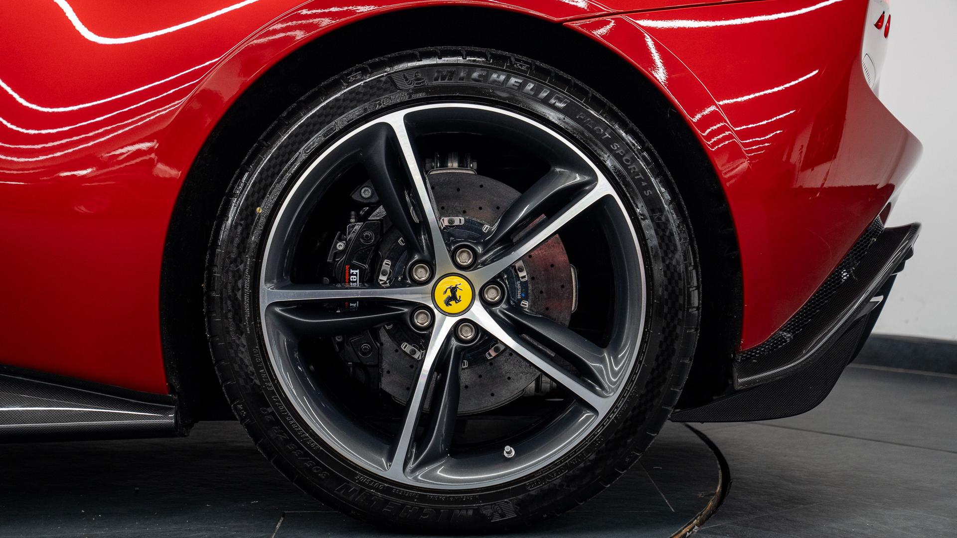 Ferrari 296 Photo 34f6f271-02b1-47da-a0e1-c26c062fd481.jpg