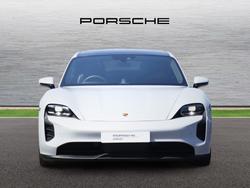 PORSCHE Taycan Photo 5