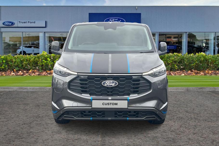 Used Ford TRANSIT CUSTOM L1DCIVPHEV02 12