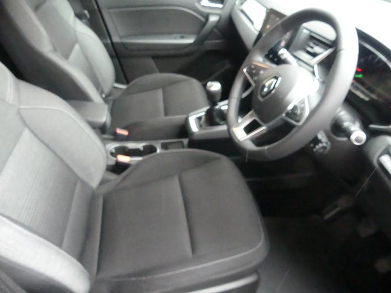 Renault Captur Photo 350dbfa3-32f3-48b9-8b77-dec811e7f128.jpg