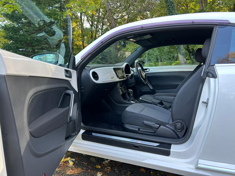 Used Volkswagen Beetle LF62UXY 15