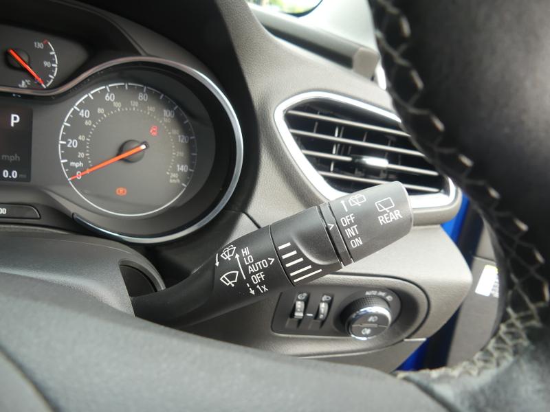 Vauxhall Grandland X Photo 35207208-f94a-4317-960a-6110f3d503a1.jpg