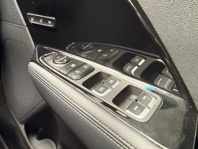 Kia Niro Photo 3522784b-4a18-441c-9cda-22267440e2e0.jpg