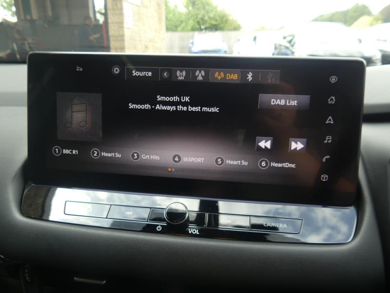 Nissan Qashqai Photo 352816e7-8e3f-4f8e-b0fe-f0aad9b492d7.jpg