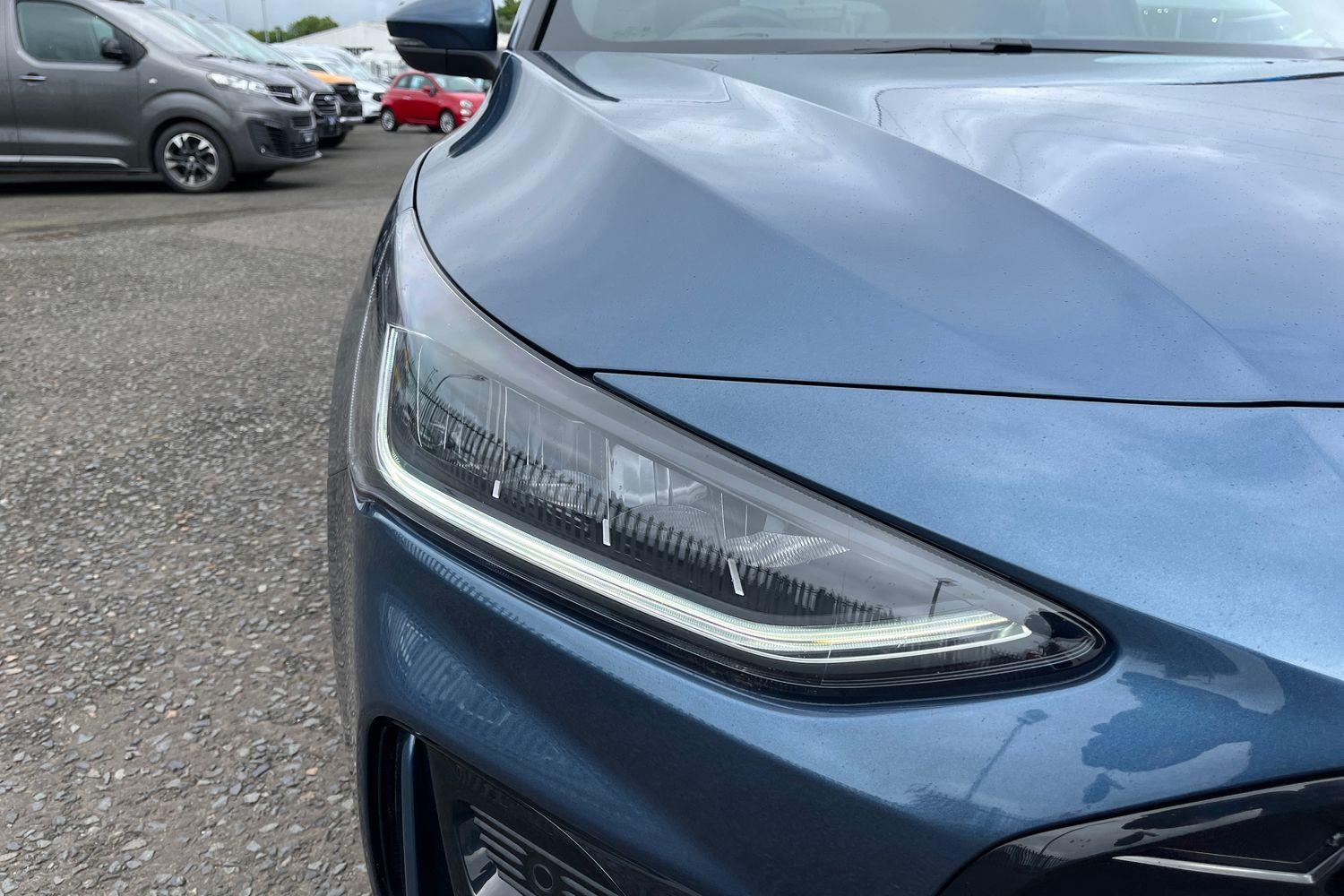 Ford FOCUS Photo 24