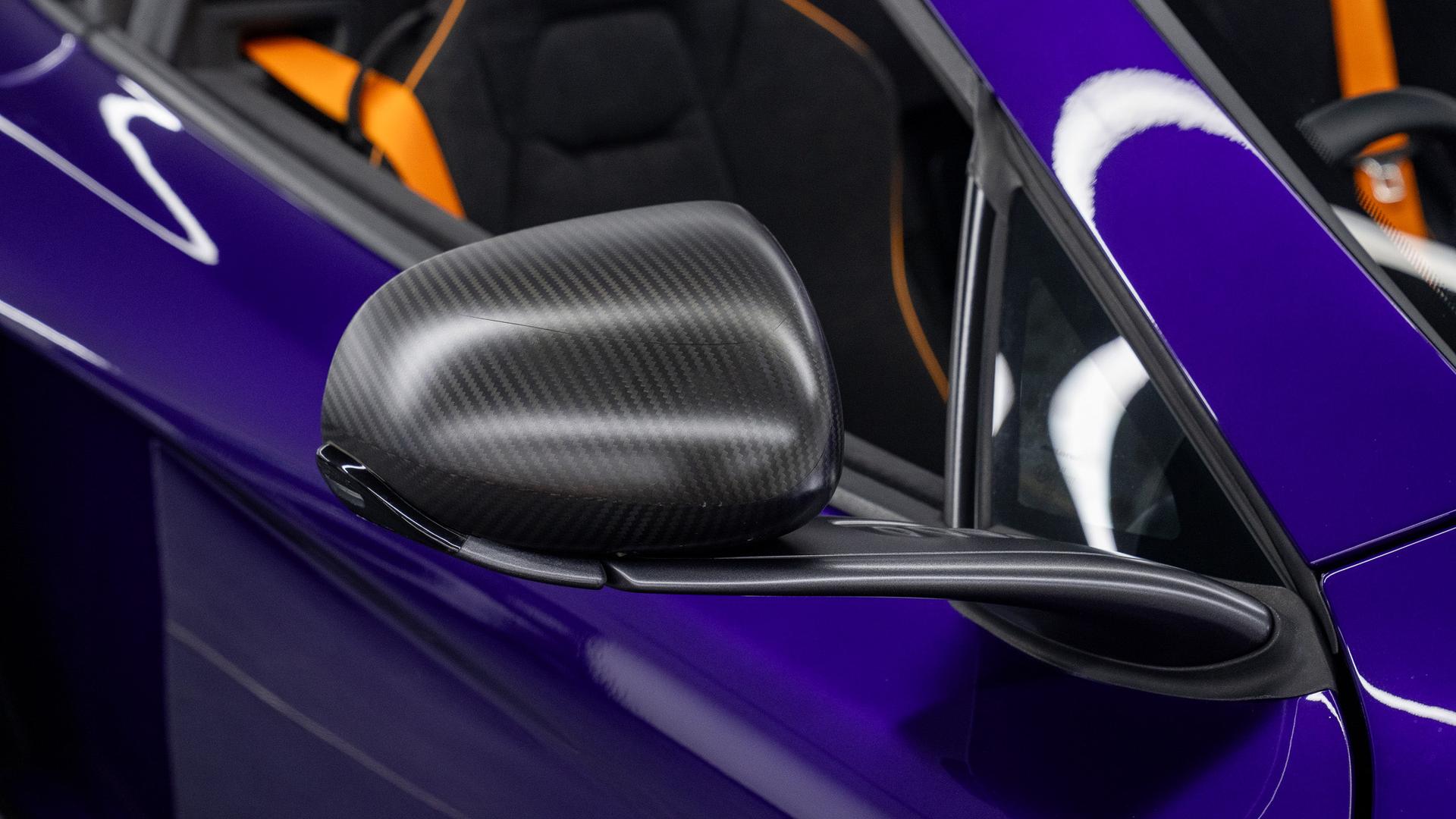 McLaren 675 LT Photo 35352d81-57c2-440d-8ff6-c7efa02c4f96.jpg