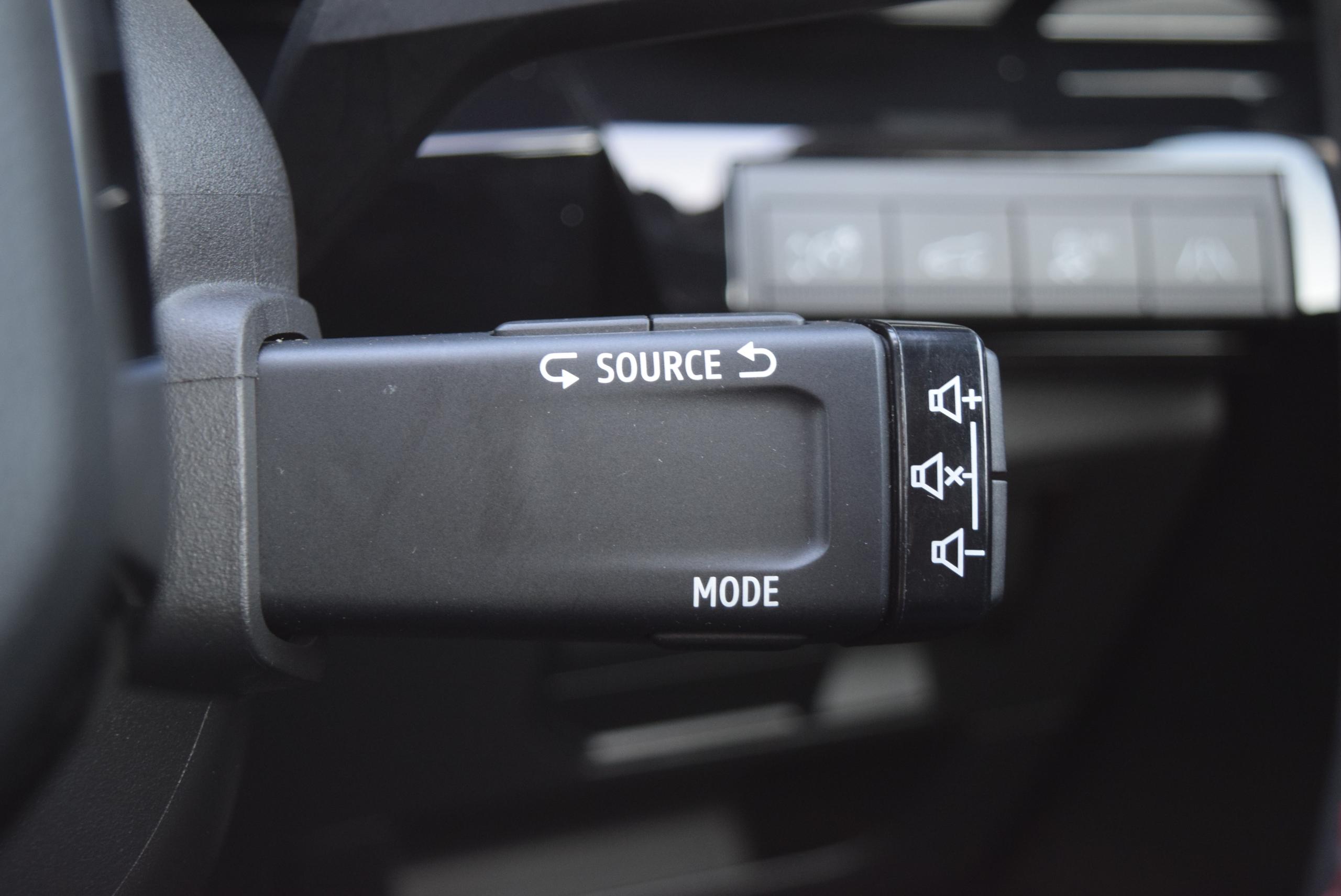 2023 RENAULT AUSTRAL E-Tech FHEV Techno Esprit Alpine 5dr Auto - vehicle photo 20 for sale on PureCar
