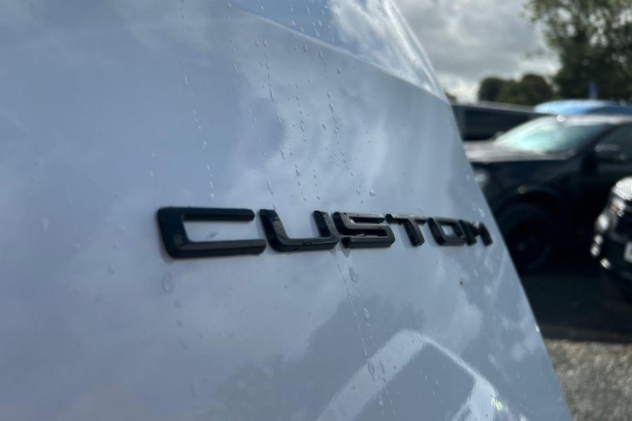 Ford TRANSIT CUSTOM Photo 354d3555-9c83-4f70-9a2b-c32243dd84d6.jpg