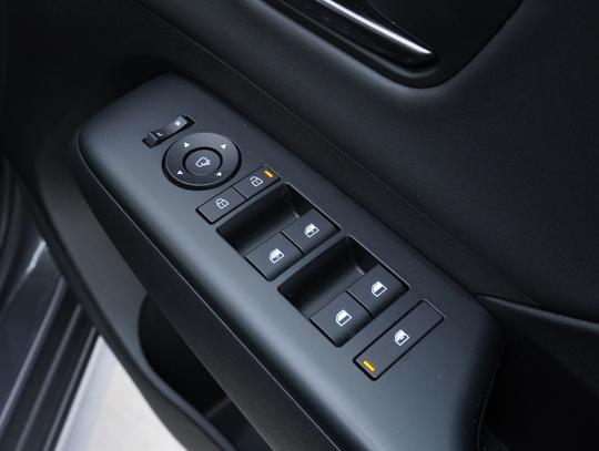 Hyundai KONA Photo 356543b3-7047-4642-b64a-c59507832aec.jpg