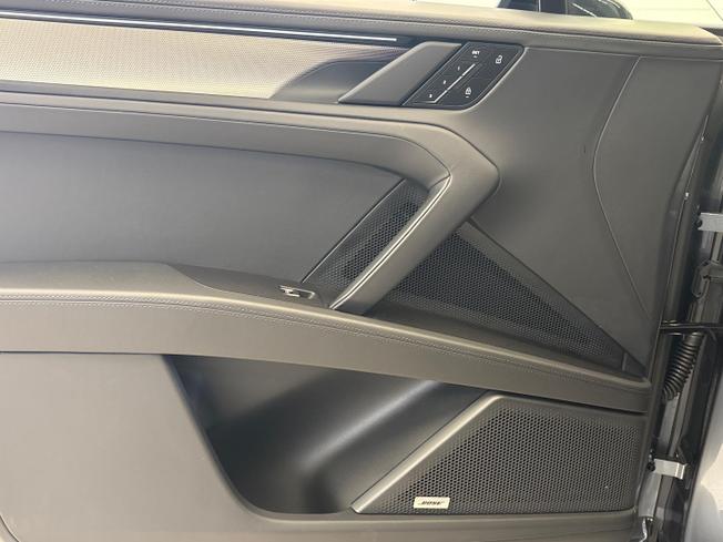 Porsche Cayenne Photo 20