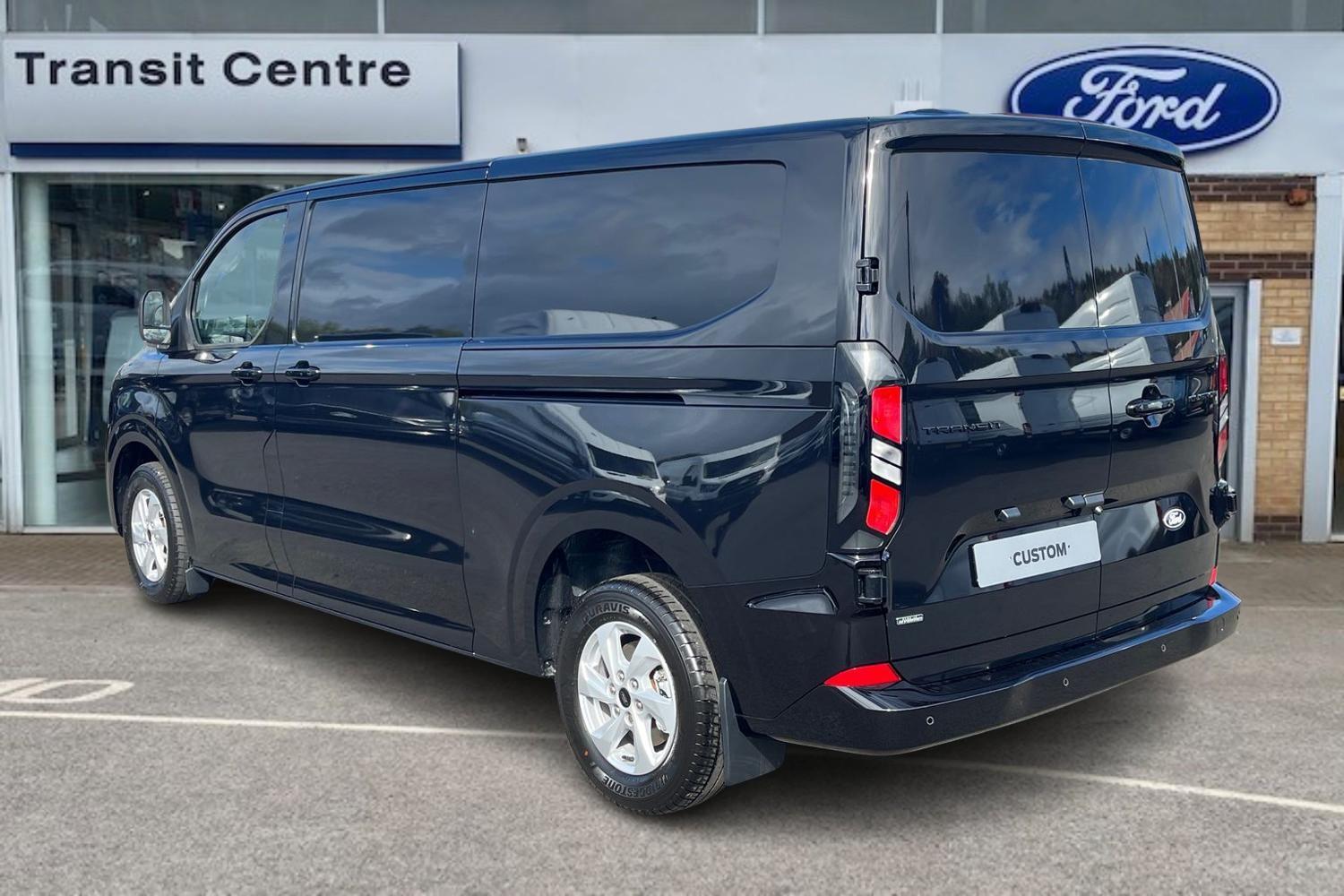 Ford TRANSIT CUSTOM Photo 1
