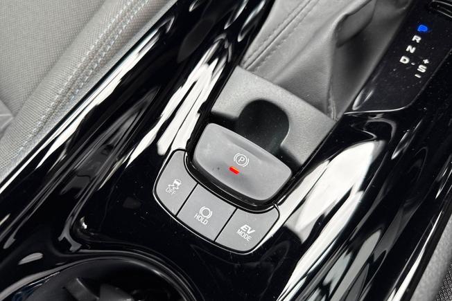 TOYOTA C-Hr Photo 21