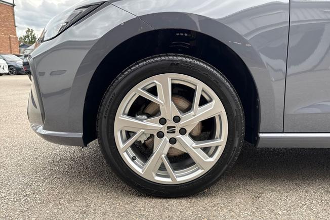 SEAT Ibiza Photo 26