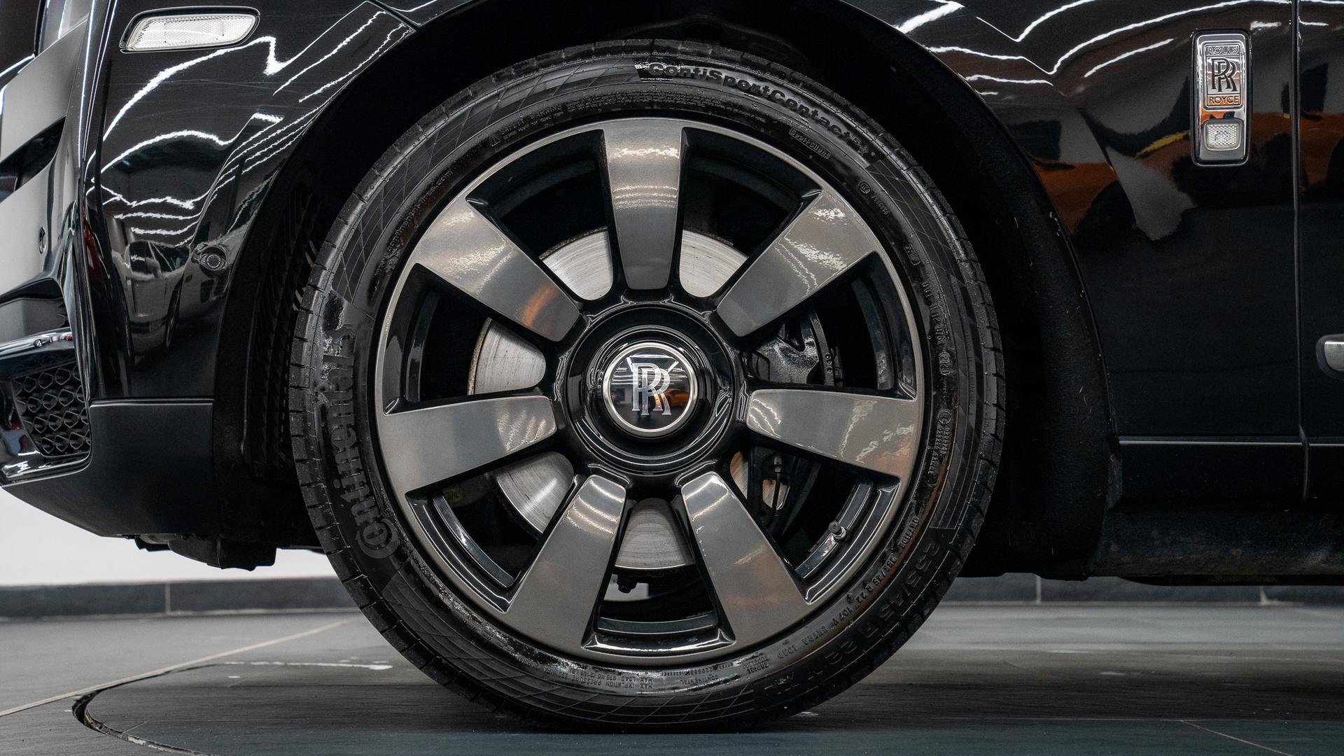 Rolls-Royce Cullinan Photo 358f3464-dfed-4bd0-a0e2-e0c487ecc5e7.jpg