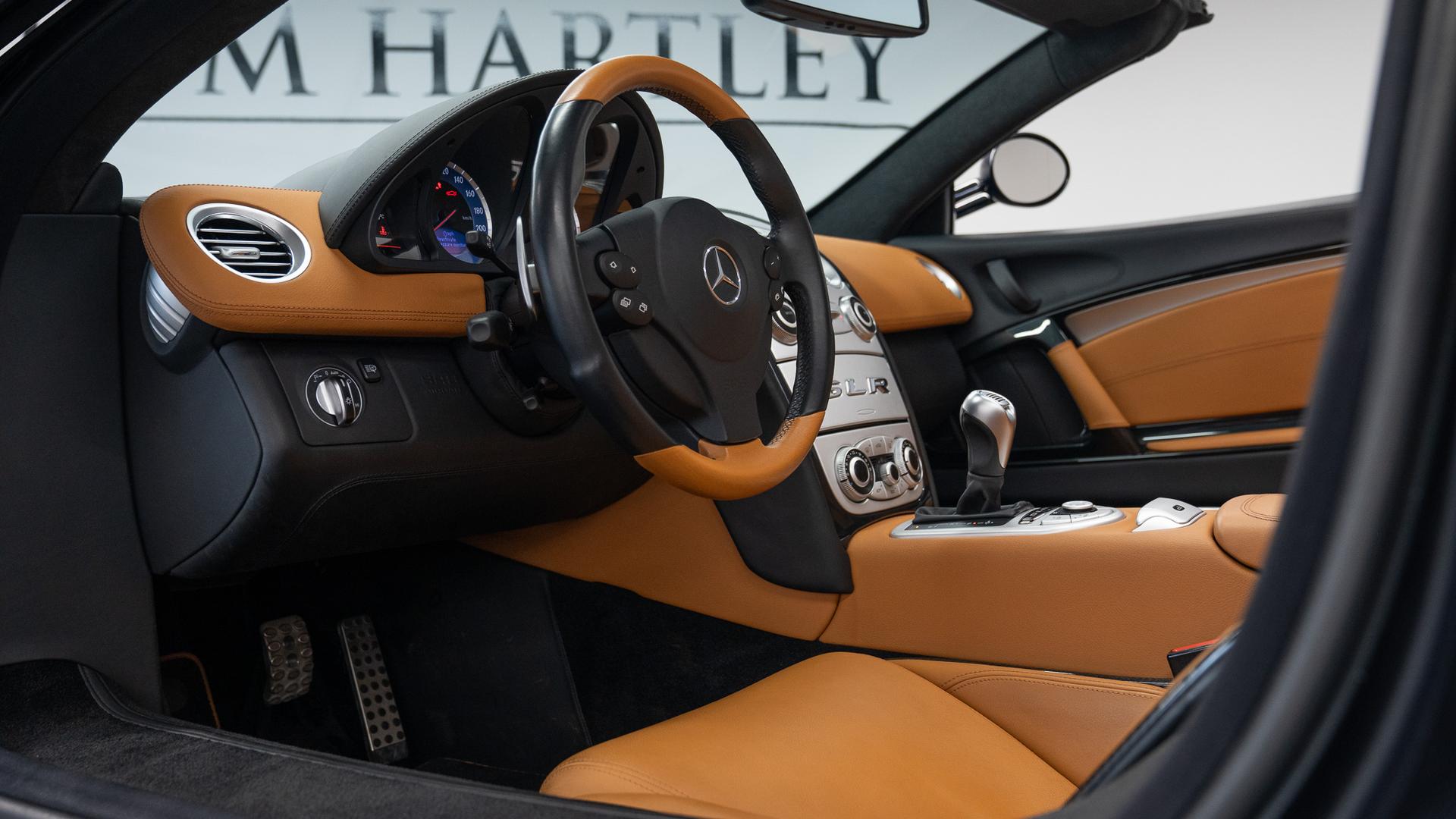 Mercedes-Benz SLR McLaren Photo 35a1080e-97ad-41ba-a8c9-de3d3c93eda4.jpg