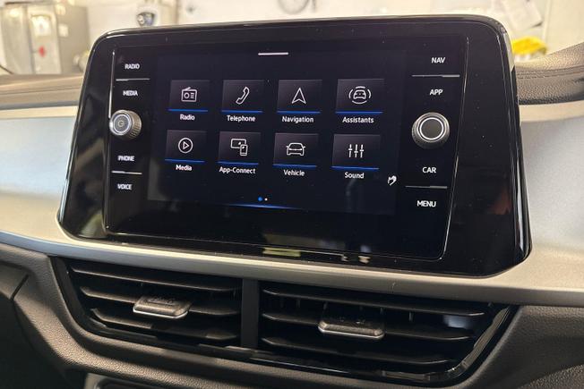 VOLKSWAGEN T-Roc Photo 39