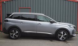 Peugeot 5008 Photo 1