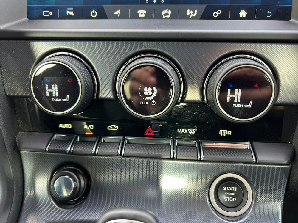 Used Jaguar F-Type YK21WKZ 33