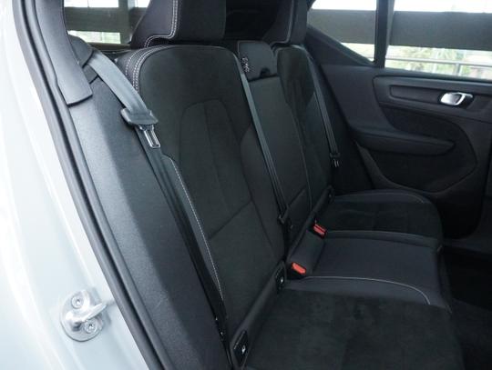 Volvo XC40 Photo 35e7529f-715e-49af-a8b7-2c9bb8667494.jpg