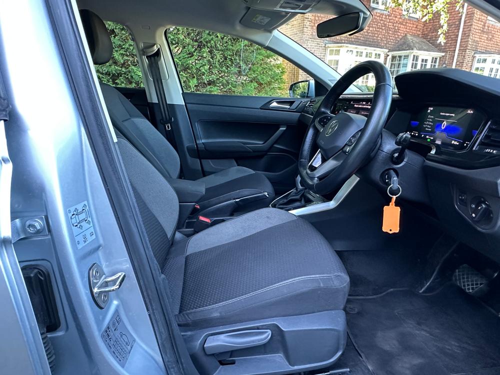 Used Volkswagen Polo YH24ZYJ 20