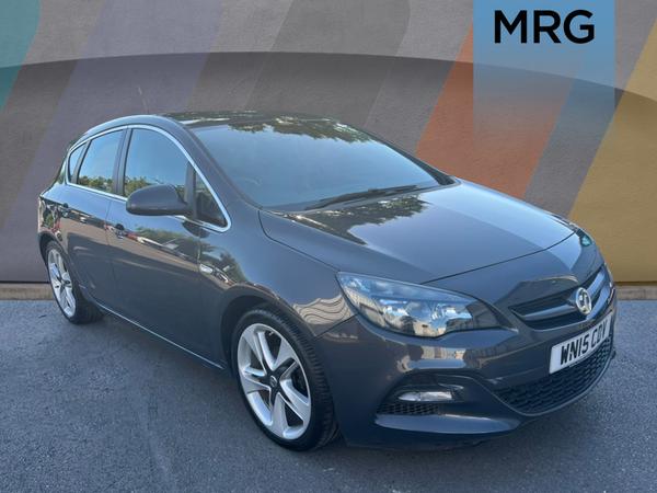 Used 2015 VAUXHALL ASTRA 1.4T 16V Limited Edition 5dr [Leather] at Chippenham Motor Company