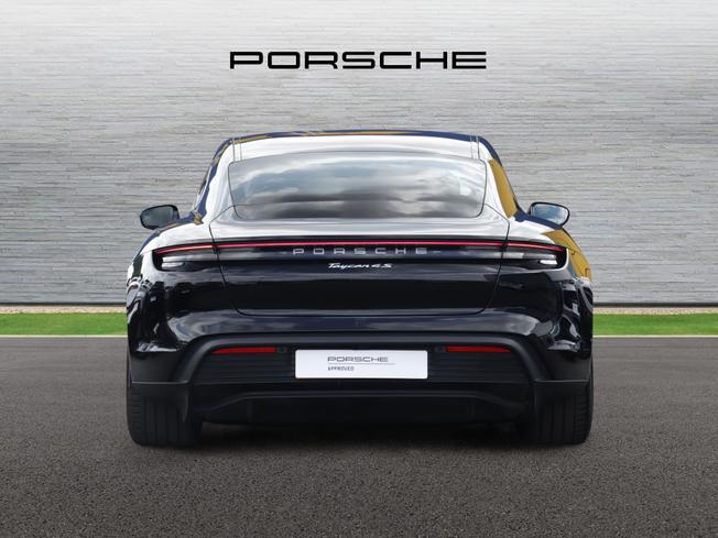 PORSCHE Taycan Photo 5