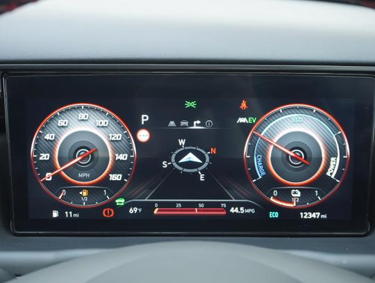 Hyundai TUCSON Photo 361e9dfd-2a90-45ac-acb0-80c07ccd39ee.jpg