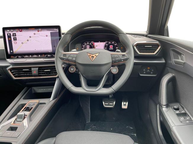 CUPRA Leon Photo 11
