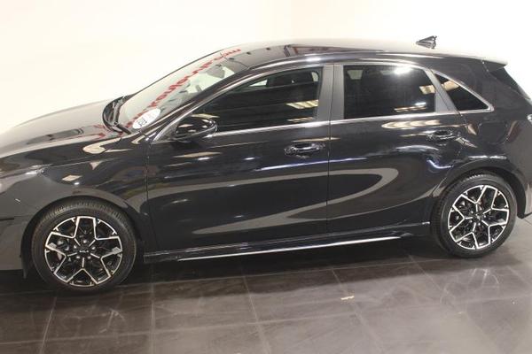 Kia Ceed 1.5 T-GDi GT-Line Hatchback 5dr Petrol DCT Euro 6 (s/s) (138 bhp) Photo 3