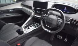 Peugeot 5008 Photo 2