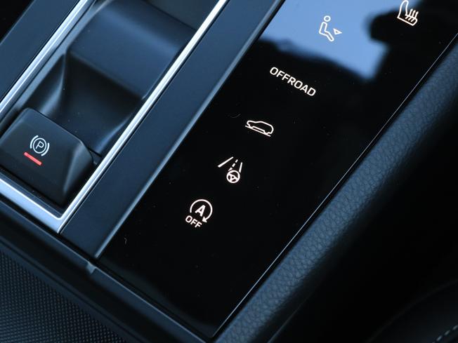 PORSCHE Macan Photo 31