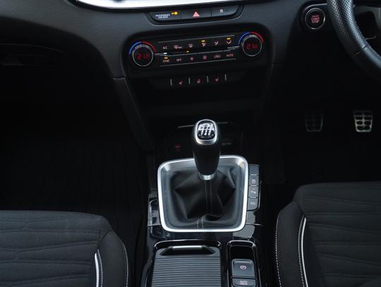 Kia ProCeed Photo 364f108e-0aa0-45a3-ab0b-ca4d9e6e109b.jpg