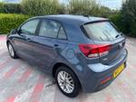 Kia Rio Photo 10