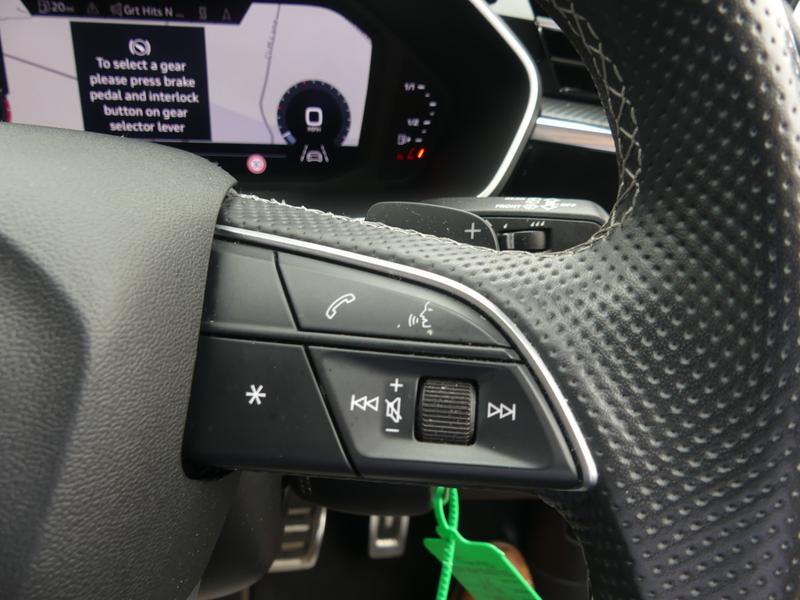 Audi Q3 Photo 3660e260-61b4-40c0-ac6e-1da56651ed58.jpg