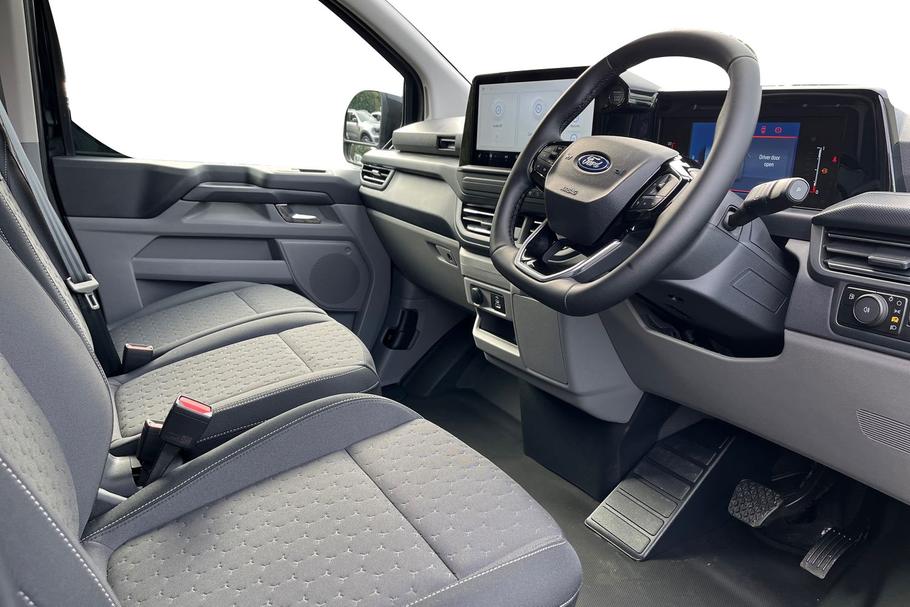 Used Ford CUSTOM CUSTOMPHEV16 15