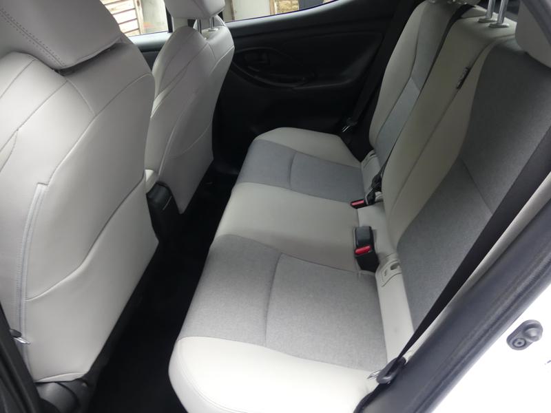 Toyota Yaris Photo 366cc7be-98ea-440e-95e0-f2090e152ca2.jpg