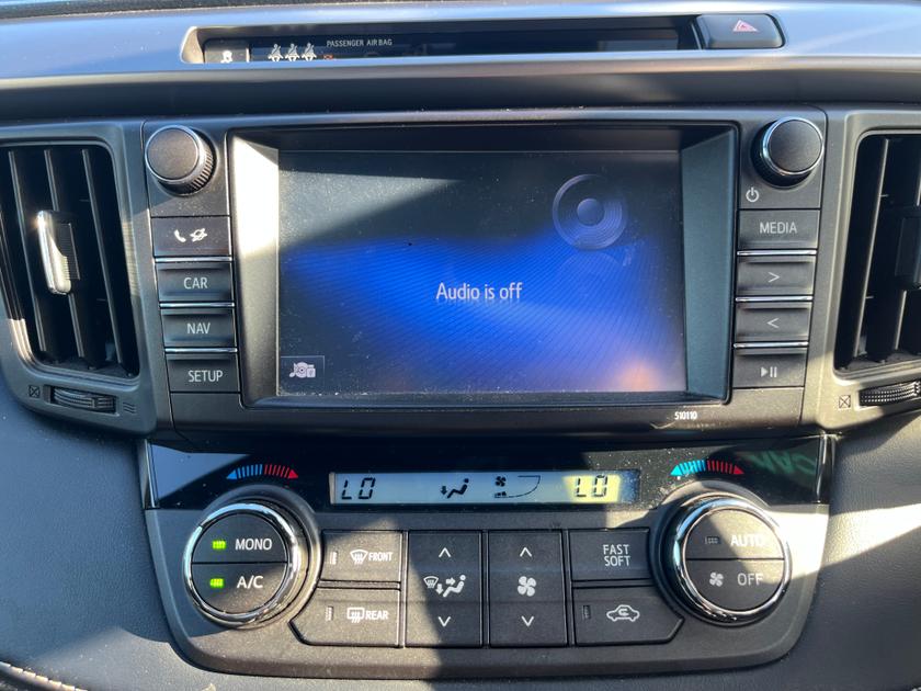 Toyota RAV4 Photo 369a83b4-2e04-4822-af36-cb91d186c02e.jpg