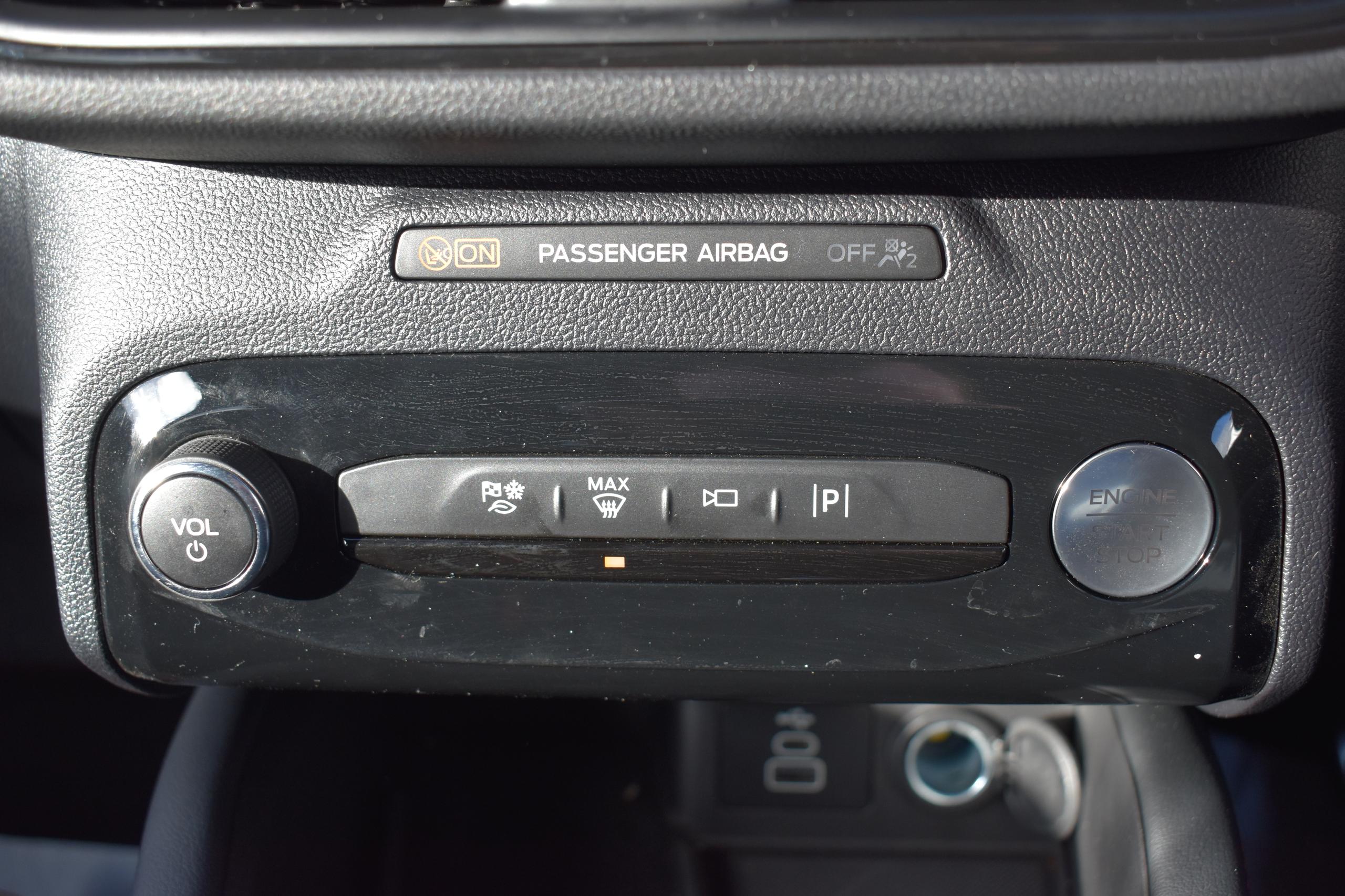 Used Ford KUGA EN74OPT 30