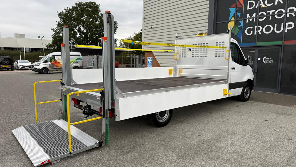Mercedes-Benz Sprinter Photo 369fab67-a5ae-4d77-a54b-42a8374c1c9f.jpeg