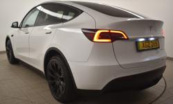 TESLA MODEL Y Photo 22