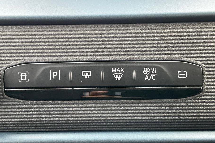 Used Ford TRANSIT COURIER COURIERACT01 17