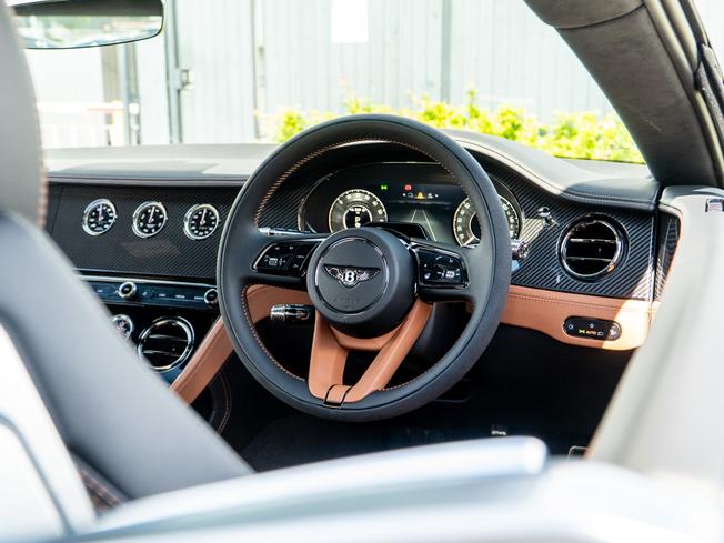 BENTLEY Continental GT Photo 11